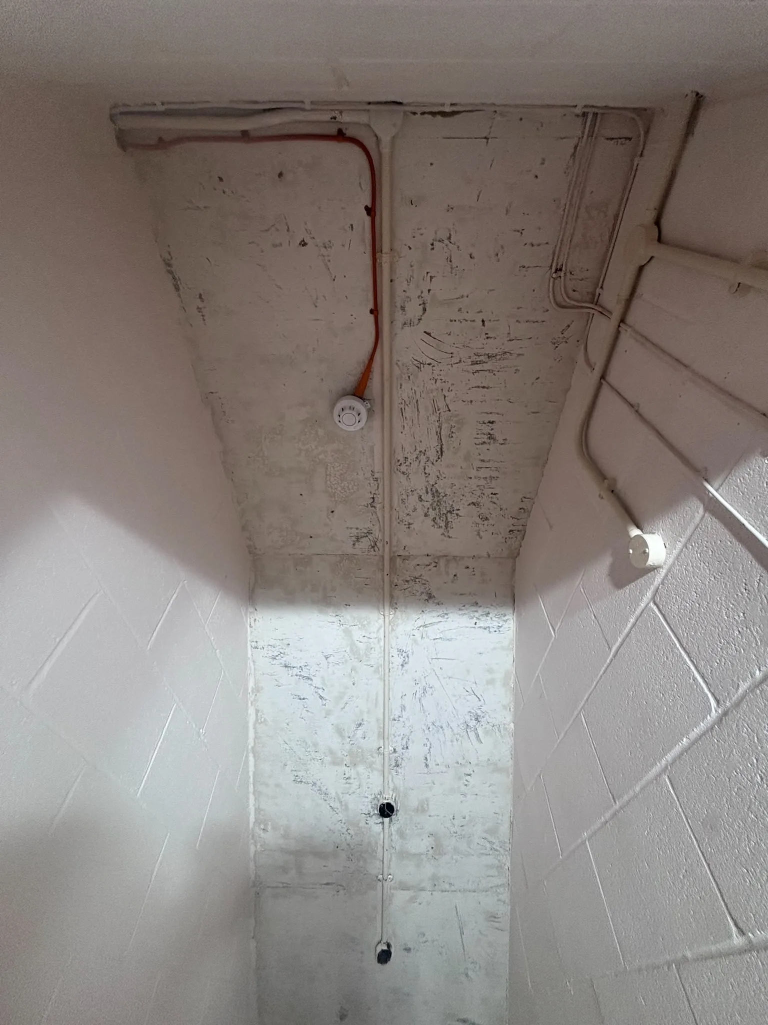Licensed asbestos gasket removal in a Kensal Green commercial property